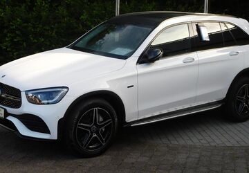 Mercedes-Benz GLC 300 58.800 km 42.970 &euro; Geestland 27624
