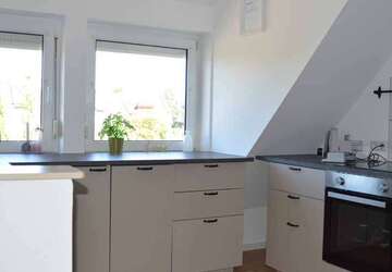 Wohnung Cuxhaven - 3 Zimmer, 75 m&sup2;, 1.000&euro; | Angebot:27222070