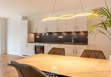 Wohnung Cuxhaven - 3 Zimmer, 85 m&sup2;, 1.110&euro; | Angebot:27394696